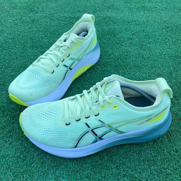 Asics Shoes - ASICS GEL KAYANO 31 - Women’s Running Shoes - SIZE 9.5